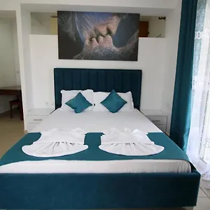 *** Hotel Kapllani Albania