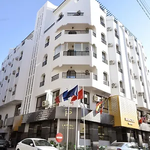 فندق فندق نزهة, فاس